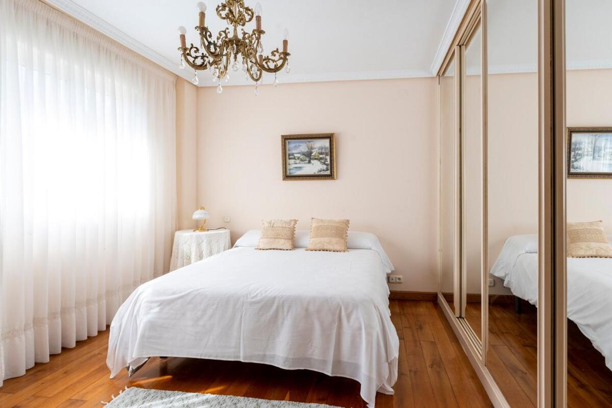 Casa Con Jardin En Gama Villa Bárcena de Cicero Eksteriør billede