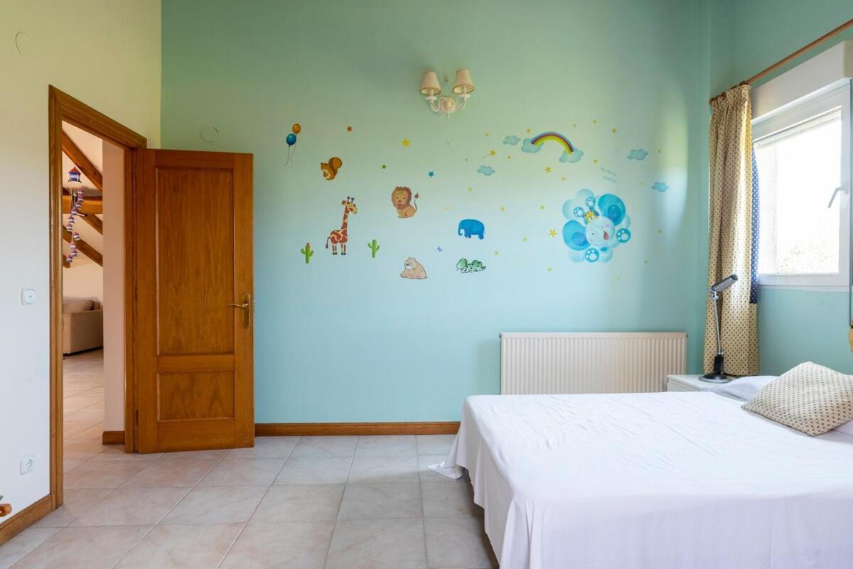 Casa Con Jardin En Gama Villa Bárcena de Cicero Eksteriør billede