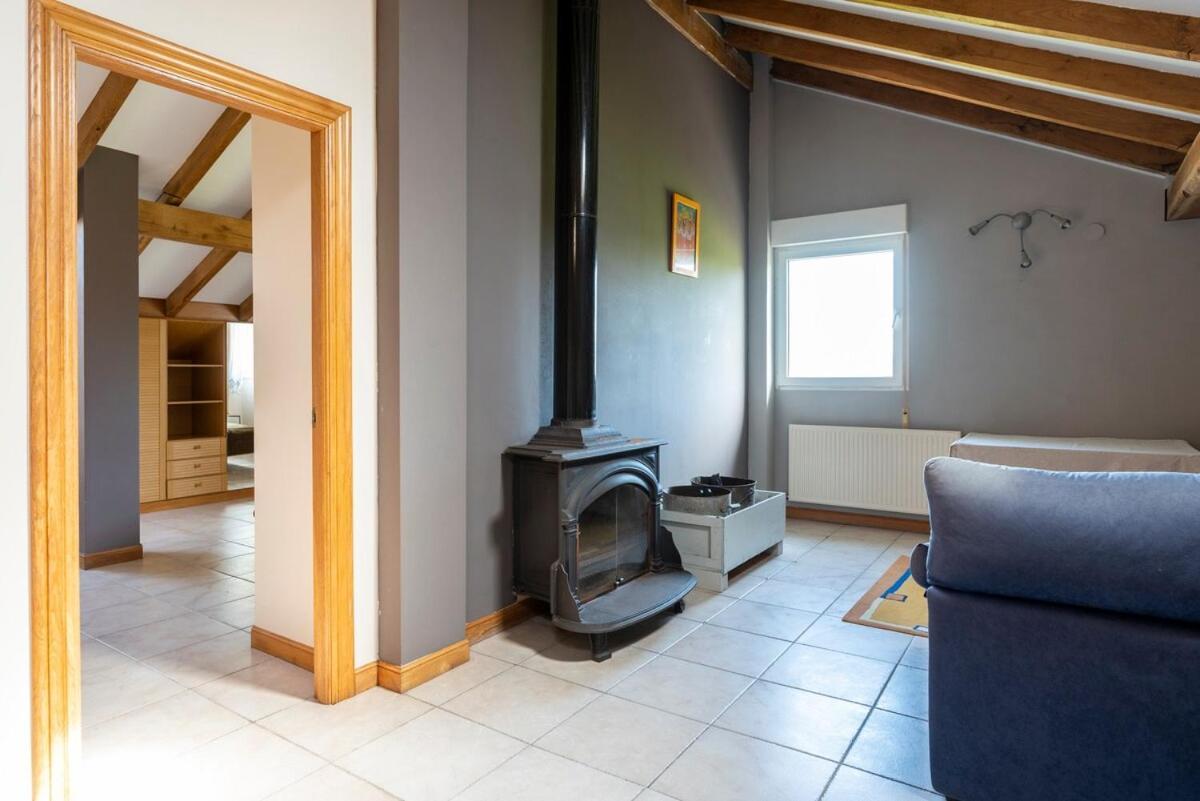Casa Con Jardin En Gama Villa Bárcena de Cicero Eksteriør billede
