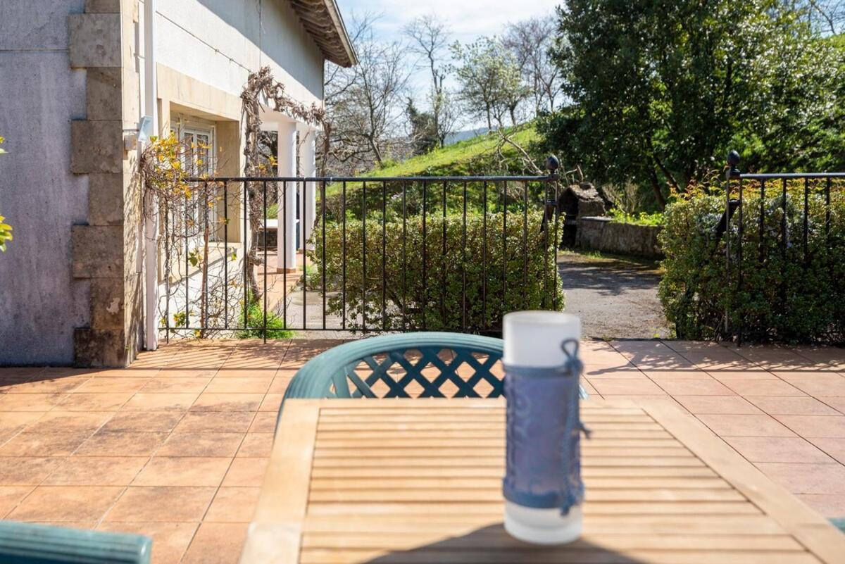 Casa Con Jardin En Gama Villa Bárcena de Cicero Eksteriør billede
