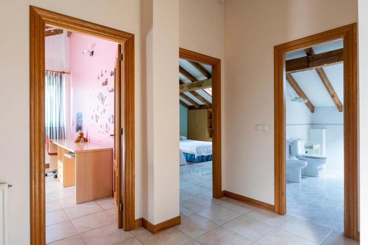 Casa Con Jardin En Gama Villa Bárcena de Cicero Eksteriør billede