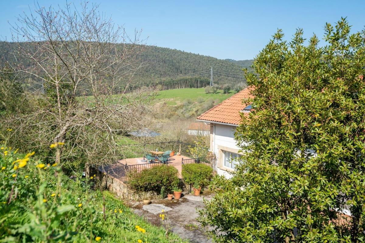 Casa Con Jardin En Gama Villa Bárcena de Cicero Eksteriør billede