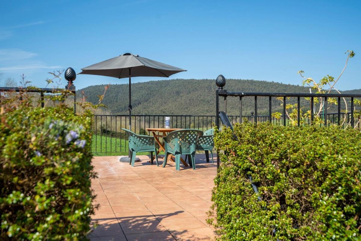 Casa Con Jardin En Gama Villa Bárcena de Cicero Eksteriør billede