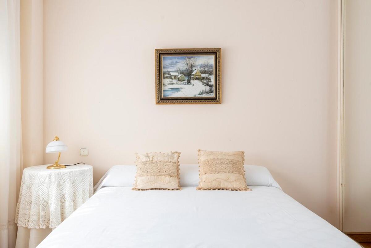 Casa Con Jardin En Gama Villa Bárcena de Cicero Eksteriør billede