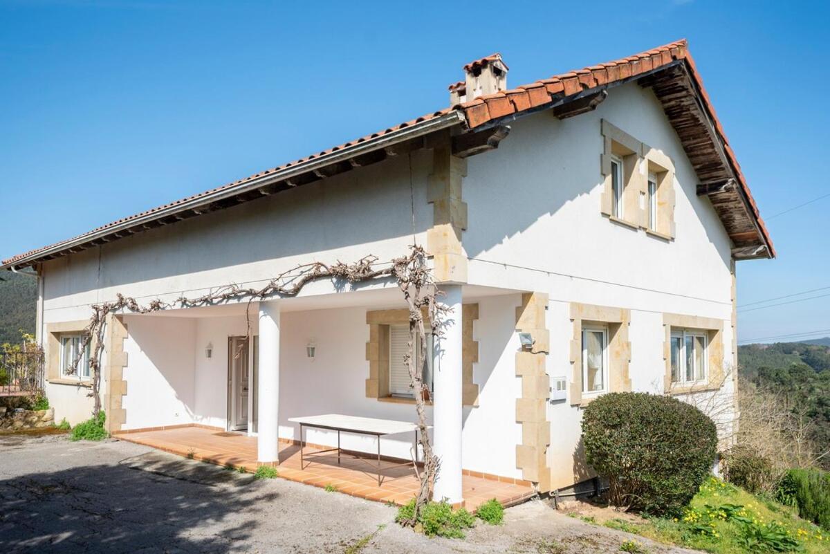 Casa Con Jardin En Gama Villa Bárcena de Cicero Eksteriør billede